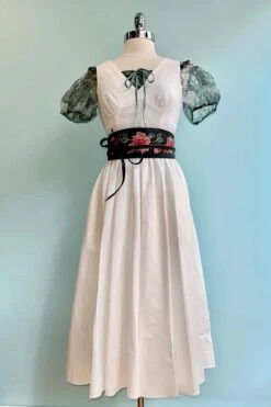 White Lysandra Midi Dress By Timeless London -MODERN MILLIE Shop 958EF6E6 009B 485E 9A90 5BBE6080E6E2