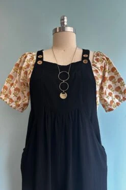 Black Linen Wide Leg Jumpsuit 9 Black Linen Wide Leg Jumpsuit -MODERN MILLIE Shop 95DE14B5 92AF 407A BC71 F1C9BFAEEB49