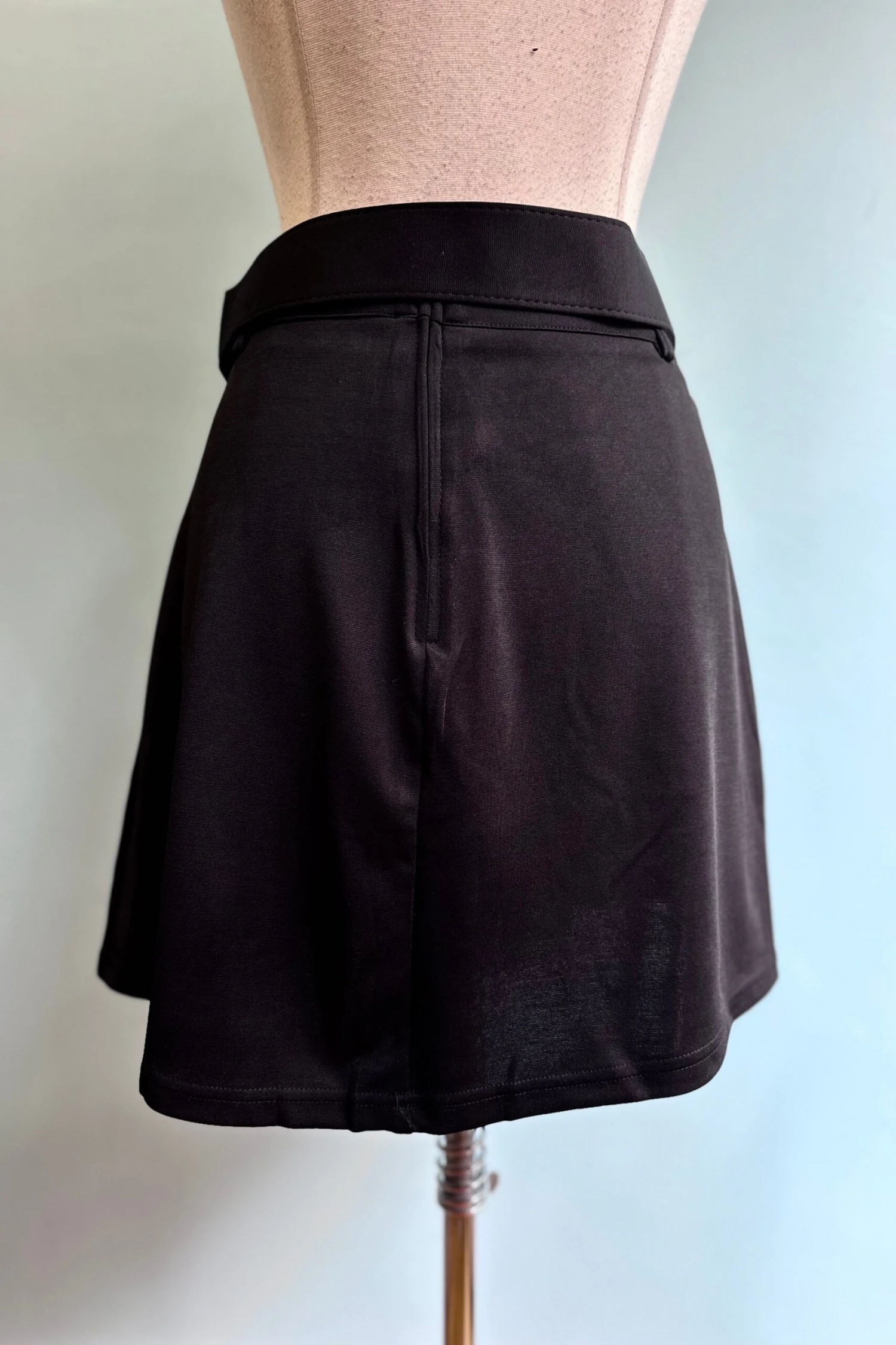 Final Sale Hedgehog Embroidered Mini Skirt Final Sale Hedgehog Embroidered Mini Skirt -MODERN MILLIE Shop 9B12902C 4D61 40F7 8EBE 8C6F9DCB01AF scaled