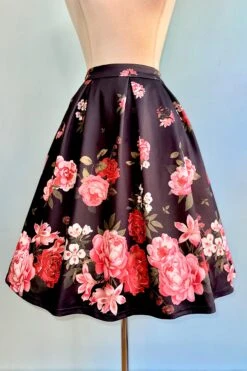 Red Roses Carolyn Skirt By Dolly & Dotty