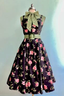 Sandi Beauty Queen Dress In Black & Pink Floral By Retrospec'd 11 Sandi Beauty Queen Dress In Black & Pink Floral By Retrospec'd -MODERN MILLIE Shop A0F9752E C64A 48C0 A70F 003524D307CF