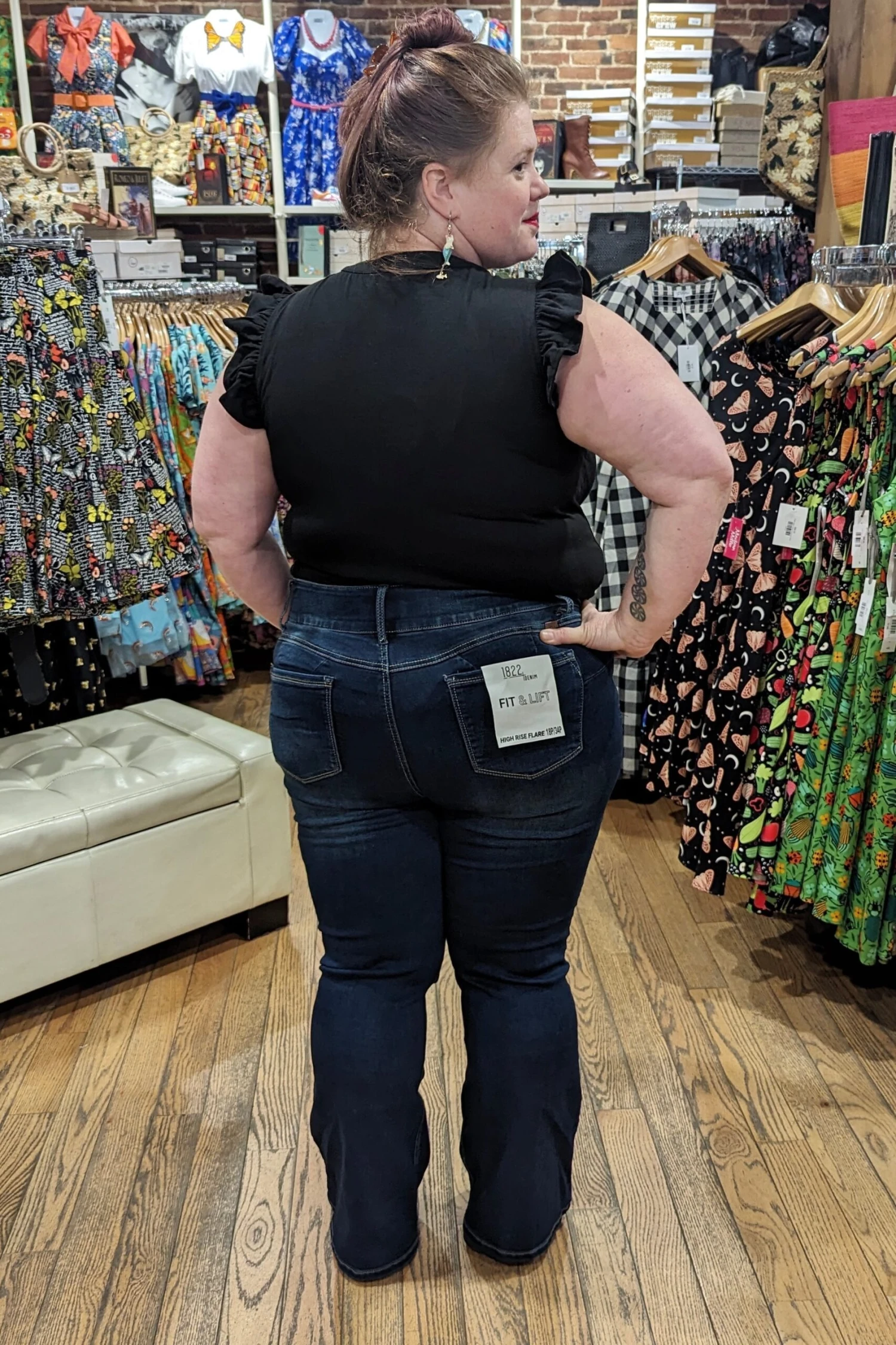 Petite 29" Shapewear Flare Leg Jeans by 1822 Denim Petite 29" Shapewear Flare Leg Jeans By 1822 Denim -MODERN MILLIE Shop A698AD10 AEDB 453C A40E C40C19389ADE scaled