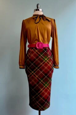 Red & Green Plaid Pencil Skirt -MODERN MILLIE Shop A6D158ED 678C 493D 87E2 51F404257066