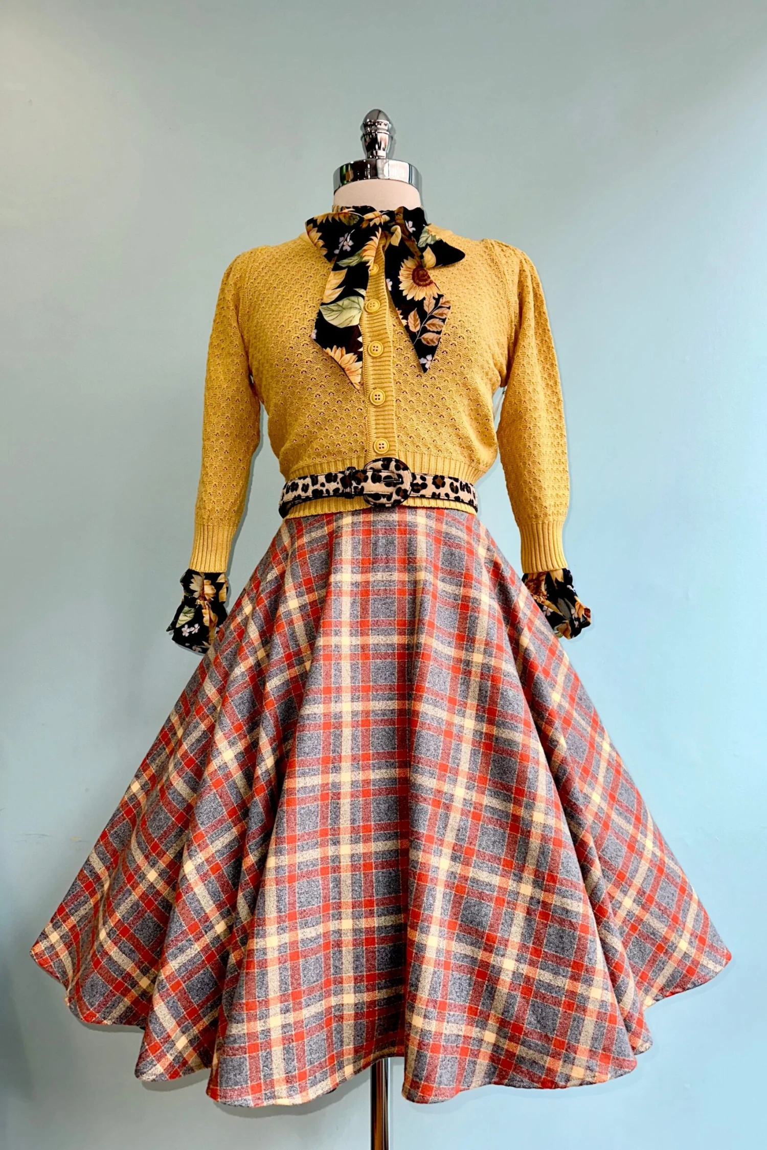 Mustard and Rust Flannel Circle Skirt by Heart of Haute Mustard And Rust Flannel Circle Skirt By Heart Of Haute -MODERN MILLIE Shop A6EA5136 008C 4C87 B9FD A29AF89D2C7F scaled