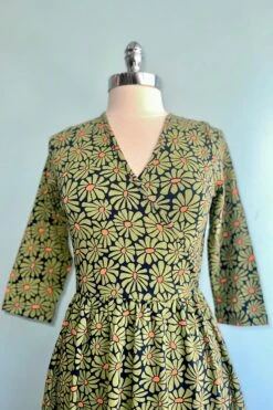 Olive Floral Callie Wrap Dress By Mata Traders -MODERN MILLIE Shop A7C7EB47 DDCC 4136 8857 09365E31468B