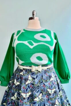 Kelly Green Sleeve Grace Top By Heart Of Haute -MODERN MILLIE Shop AB04DCDB 22E4 4B1A 9927 EEDE3D03D7F9