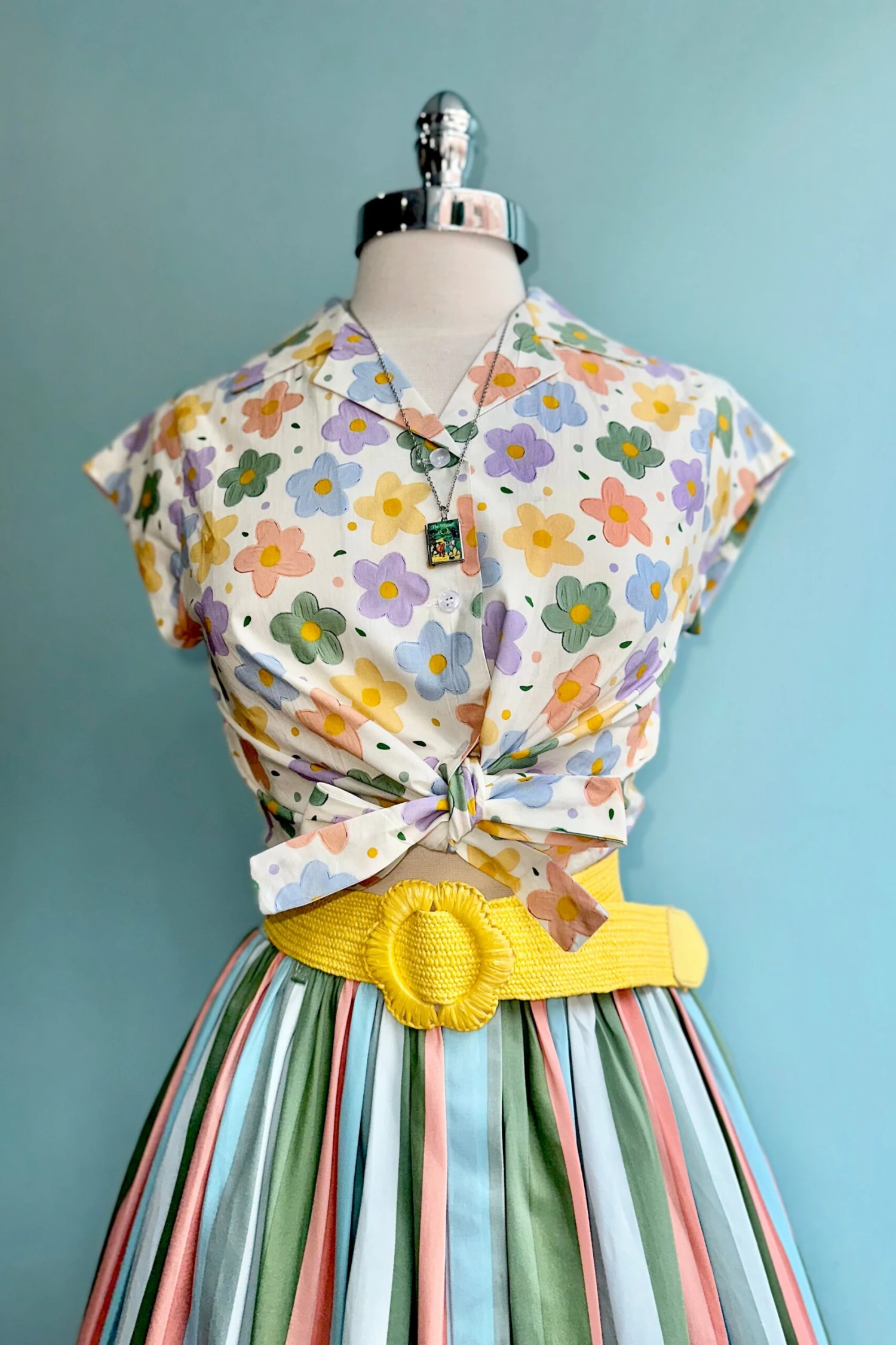 Pastel Floral Print Full Skirt by Tulip B. Pastel Floral Print Full Skirt By Tulip B. -MODERN MILLIE Shop AC311888 5974 4978 B6E7 7D8D6B9DE06F scaled