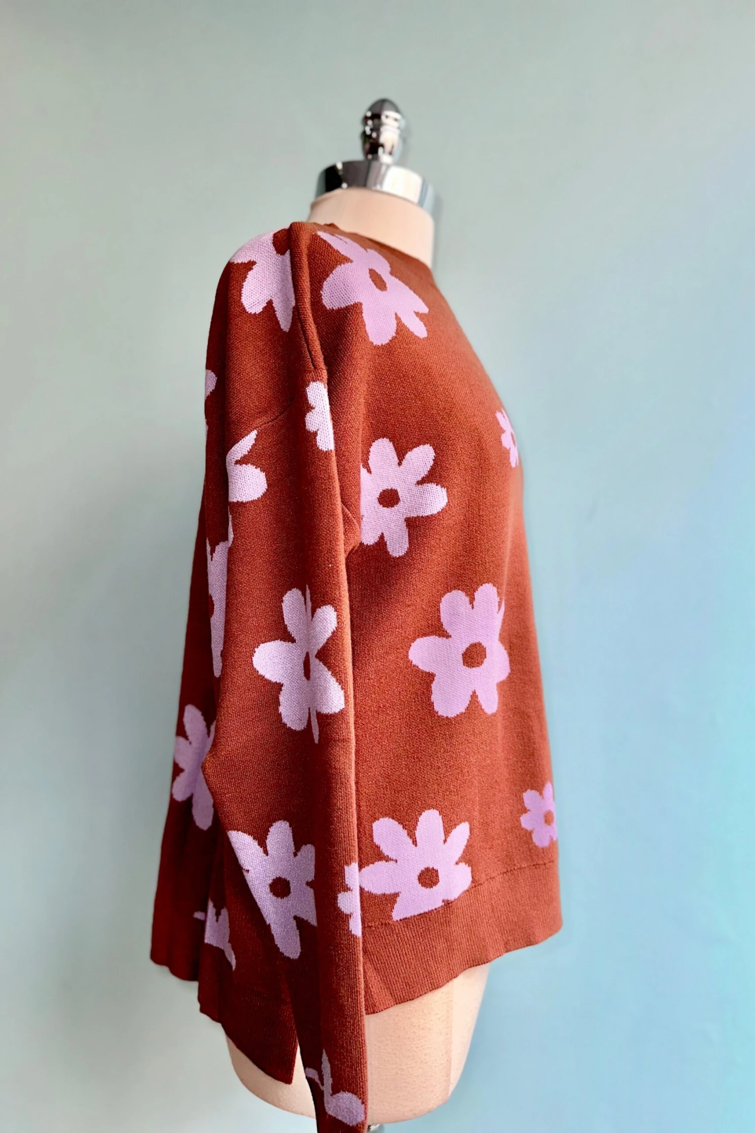 Brown and Purple Mod Flower Sweater by Compania Fantastica Brown And Purple Mod Flower Sweater By Compania Fantastica -MODERN MILLIE Shop B6C0EBBA 41AD 4AB7 A5AC DCD4C7CA87C4 scaled