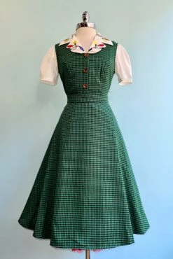 Holiday Lights Button Down Blouse In White 5 Holiday Lights Button Down Blouse In White -MODERN MILLIE Shop B9C5BAAC 6831 41C7 AB97 4895356B43E0