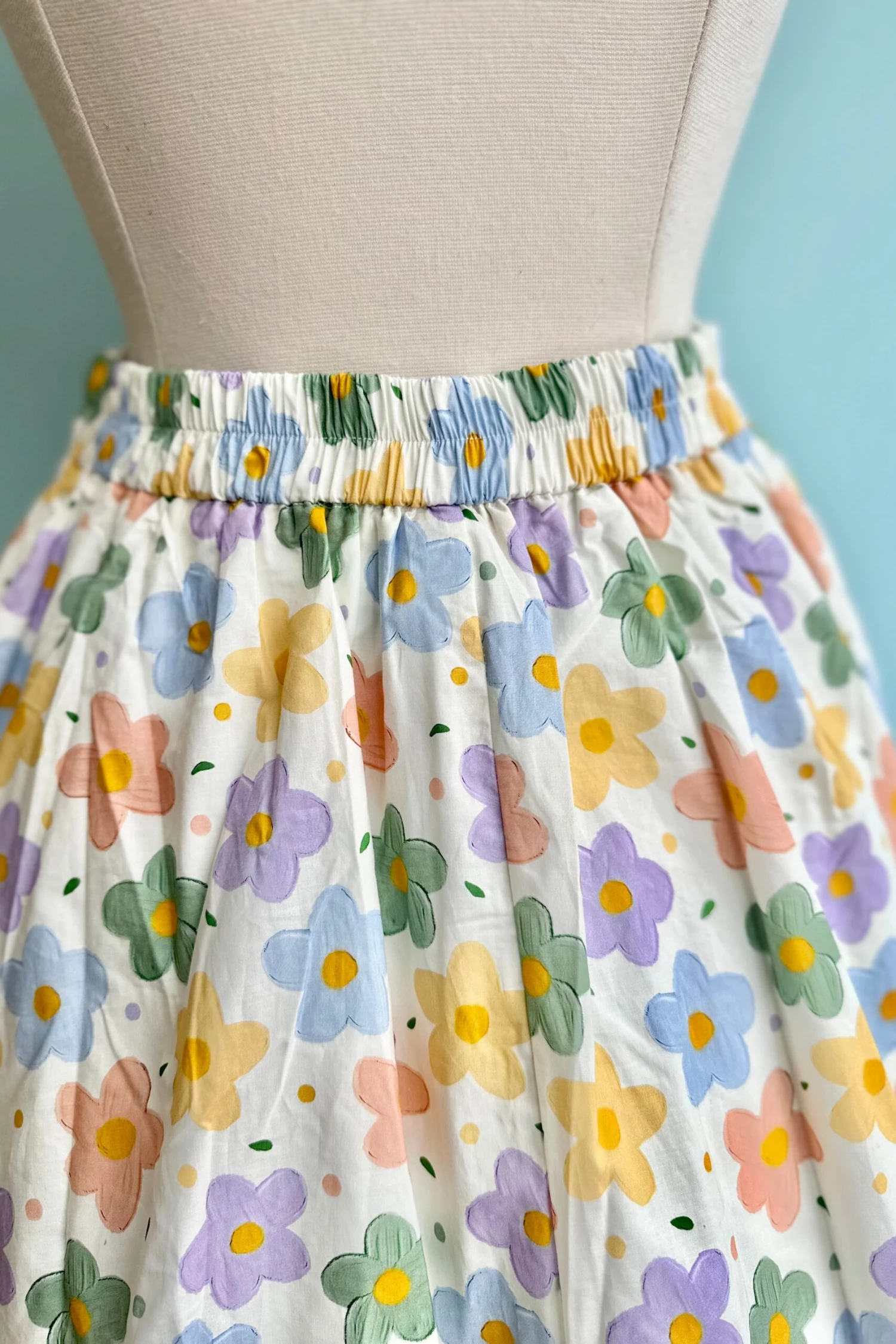 Pastel Floral Print Full Skirt by Tulip B. Pastel Floral Print Full Skirt By Tulip B. -MODERN MILLIE Shop BAB47724 188B 405B B139 E23E1508EBA7 scaled