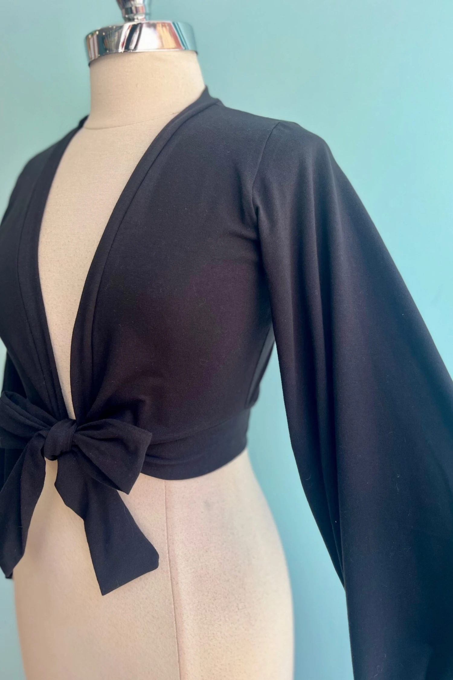 Black Grace Full Sleeve Sweet Sweater by Heart of Haute Black Grace Full Sleeve Sweet Sweater By Heart Of Haute -MODERN MILLIE Shop BB260A2D 785E 47C3 AF1B 3C60A92E4D6B scaled