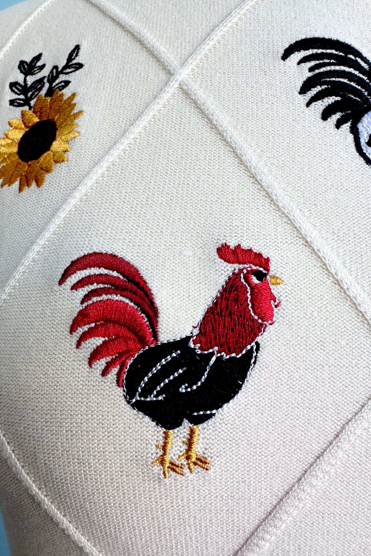 Cream Embroidered Chicken Short Sleeve Sweater Cream Embroidered Chicken Short Sleeve Sweater -MODERN MILLIE Shop BDEE2EA9 6F42 4535 9FA8 9EF615079D31 scaled