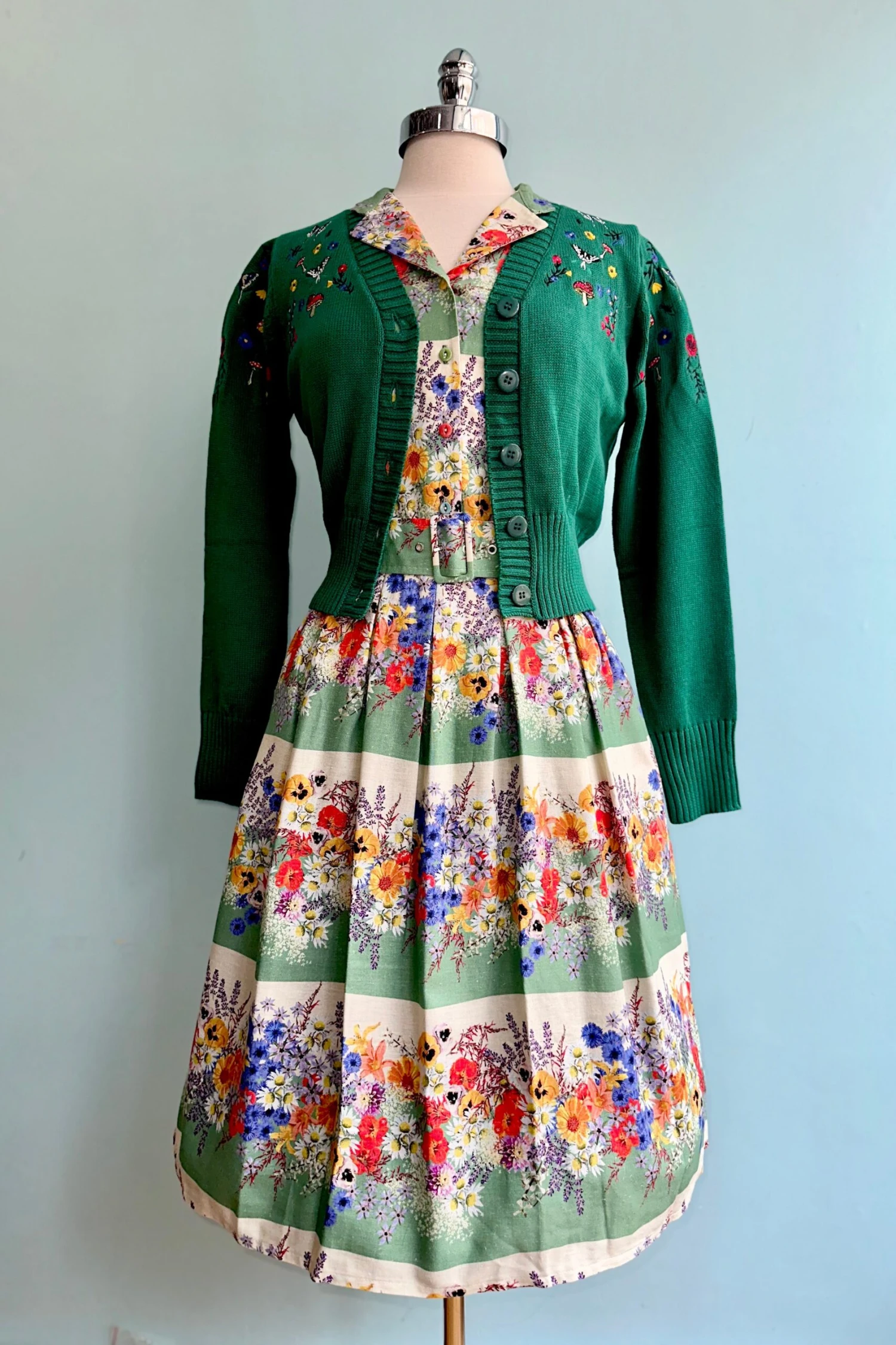 Green Edible Flowers Louise Dress by Palava Green Edible Flowers Louise Dress By Palava -MODERN MILLIE Shop C3D353AE 9006 45A9 8DAE B658C1DA221D 1 scaled