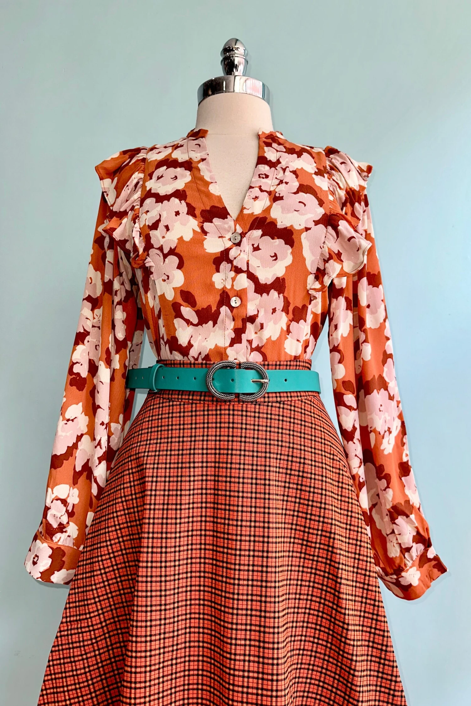 Peach Floral Ruffle Shoulder Top by Wild Pony Peach Floral Ruffle Shoulder Top By Wild Pony -MODERN MILLIE Shop C513BB36 BE67 4801 8174 6384417BA83B scaled