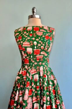Holiday Cakes Lily Dress By Miss Lulo -MODERN MILLIE Shop C5E261A7 F943 45A8 B394 55D0F715FF32