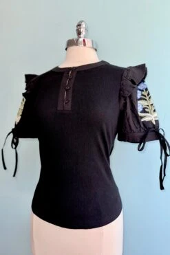 Embroidered Sleeve Top In Black -MODERN MILLIE Shop C7120FE2 78A5 44E8 AD67 757B6F8489C2