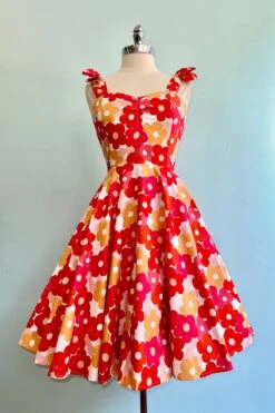 Red Mod Floral Sarah Dress By Heart Of Haute
