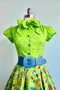 Lime And Blue Mod Daisy Estelle Tie-Neck Blouse By Heart Of Haute -MODERN MILLIE Shop CD66ACCA D2C8 4249 AB58 ADDCD943AE37