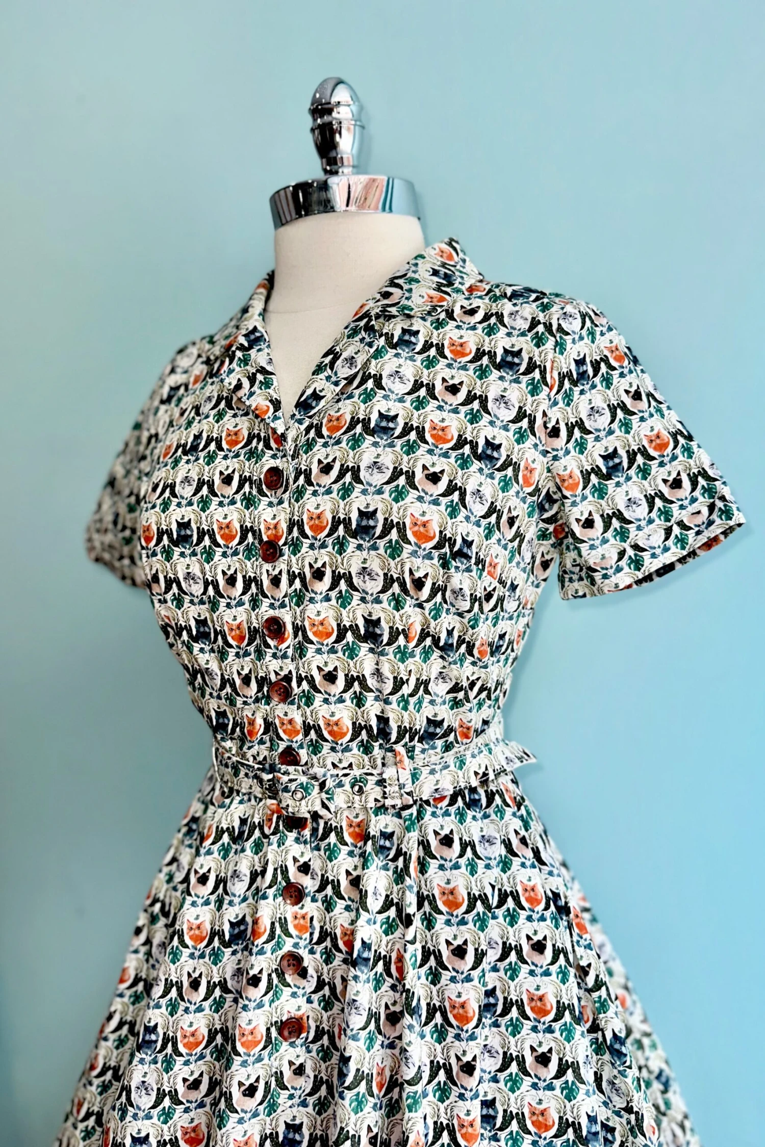 Cat Portraits Bella Shirt Dress by Banned Cat Portraits Bella Shirt Dress By Banned -MODERN MILLIE Shop CDA77E9F 8270 44FA 8821 A0ECA7F31473 scaled