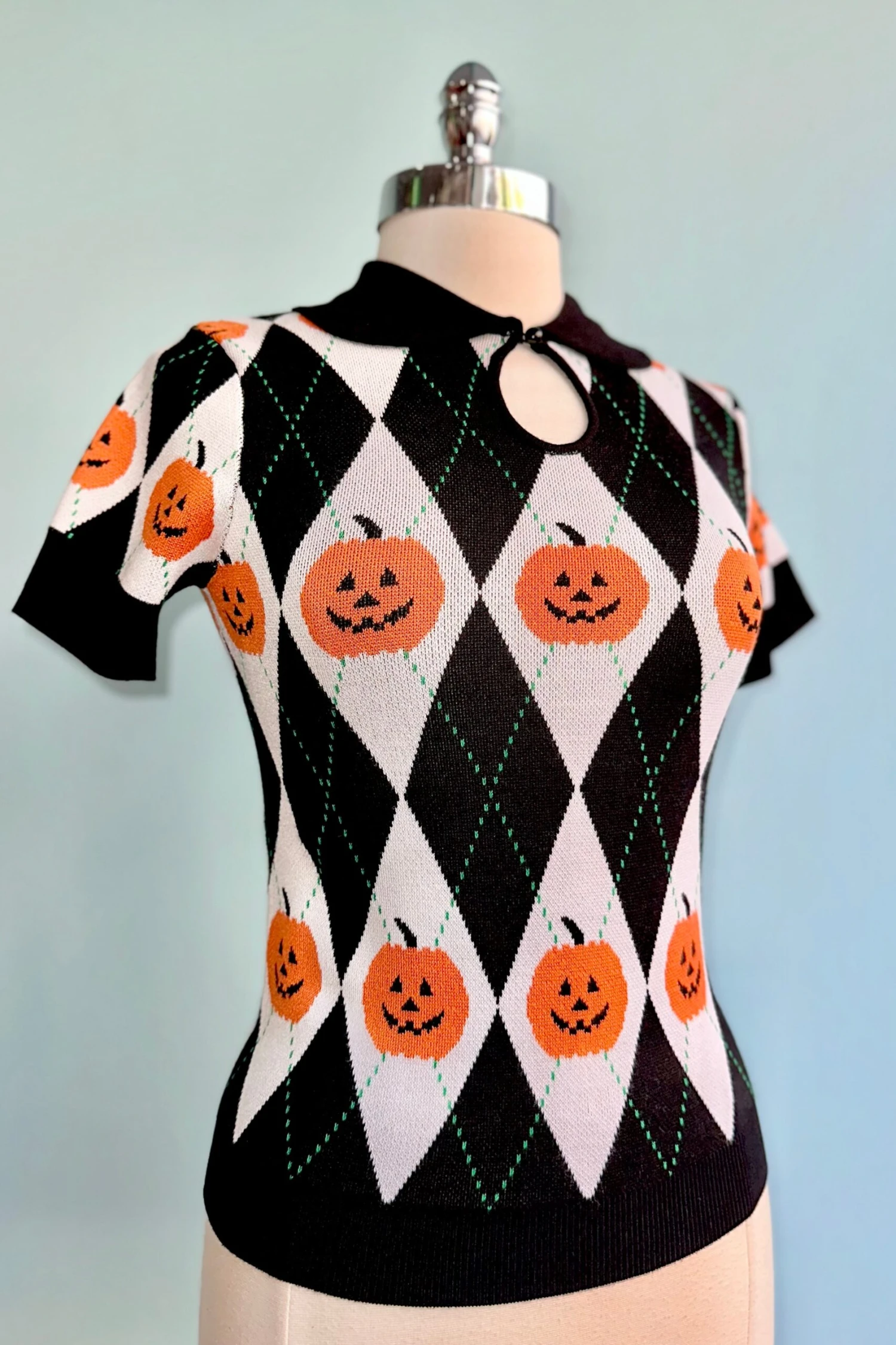 Pumpkin Head Short Sleeve Sweater by Hell Bunny Pumpkin Head Short Sleeve Sweater By Hell Bunny -MODERN MILLIE Shop CFE82AE1 D95E 442C BA2E 77785384E21E scaled