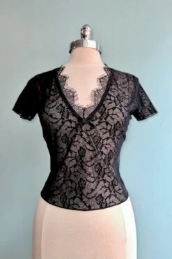 Black Short Sleeve Fitted Lace Floral Top By Jawbreaker