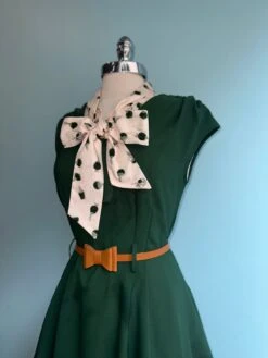 Holly Dress In Green By Banned -MODERN MILLIE Shop D97AB6C6 210A 4FB2 A9B8 4ED3AD1966F2