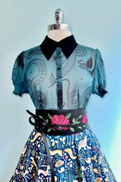 Venom Top In Green By Hell Bunny -MODERN MILLIE Shop E30CB20E C471 4E98 8F92 4C169371B9C4