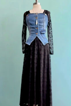 Florence Lace Maxi Dress By Banned -MODERN MILLIE Shop E6D1E595 D5D3 4AD0 8281 8AF110D974BB