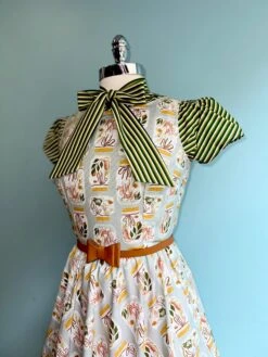 Jars Of Bugs Vintage Dress By Retrolicious -MODERN MILLIE Shop EB68C38E 4018 4736 B2FC EB9788939E4D