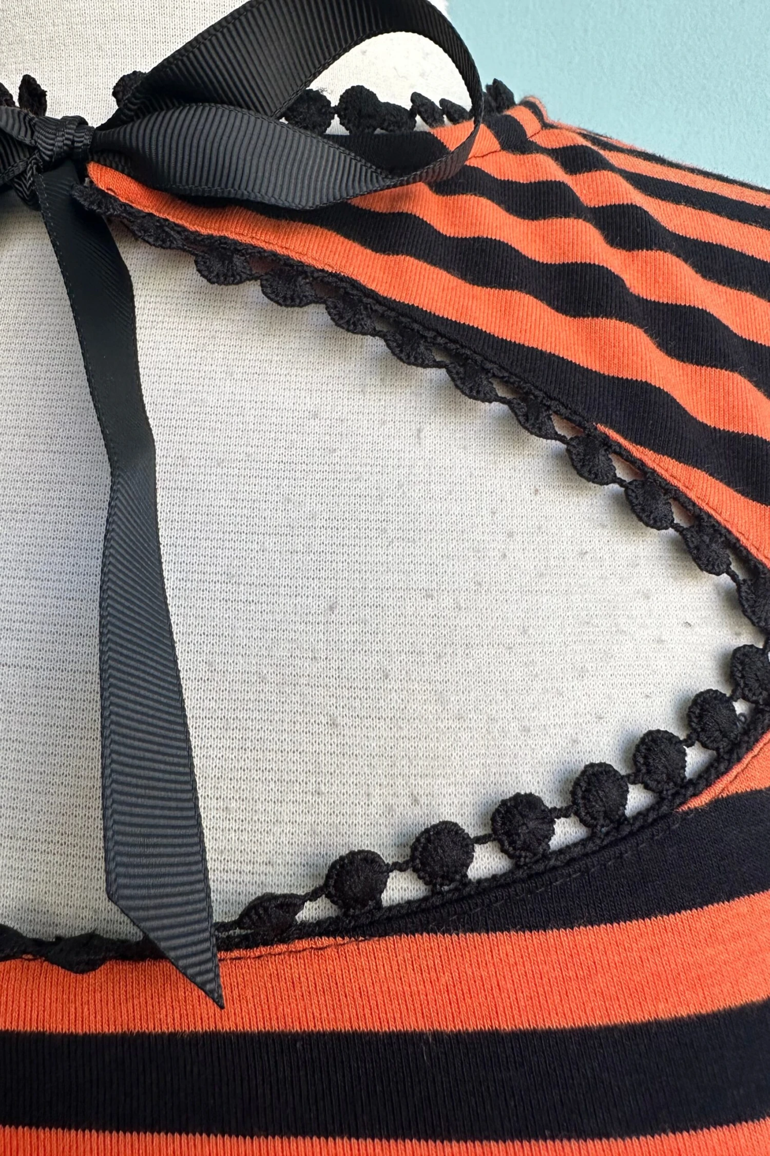 Black and Orange Striped Cut-Out Neck Top Black And Orange Striped Cut-Out Neck Top -MODERN MILLIE Shop ED0B330F 67C3 40F4 B576 FB6486E5D621 scaled