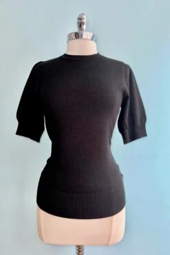 Black Short Sleeve Sweater By Banned