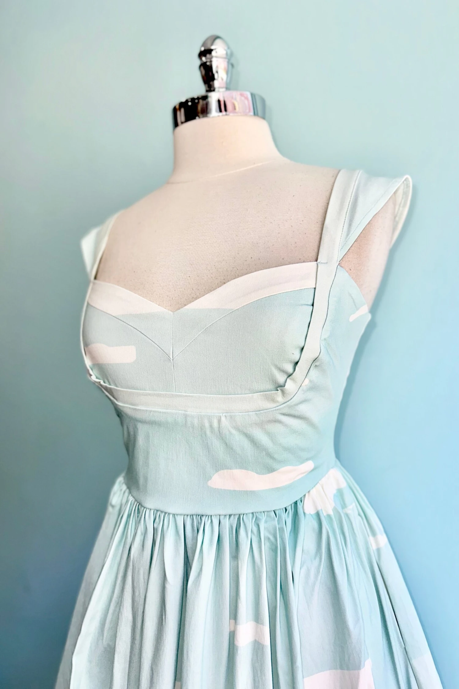 Poppy Field Bengaline Dress Poppy Field Bengaline Dress -MODERN MILLIE Shop F400425F 7F9C 44A0 8F9E A7C4BBB2C763 scaled