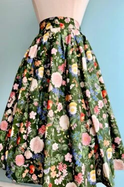 Dark Green Floral Skirt By Retrolicious -MODERN MILLIE Shop F93DD4B2 25D2 42C7 8348 9CA0CC9D9761