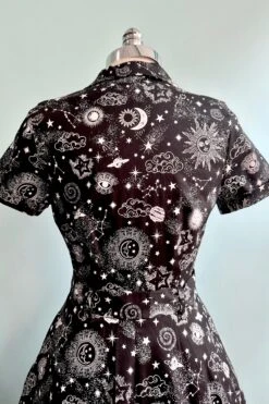 Lunar Knee-Length Shirtwaist Dress By Eva Rose -MODERN MILLIE Shop FAD46FA4 A2D2 4FC3 A8C8 E7BA0B57104D