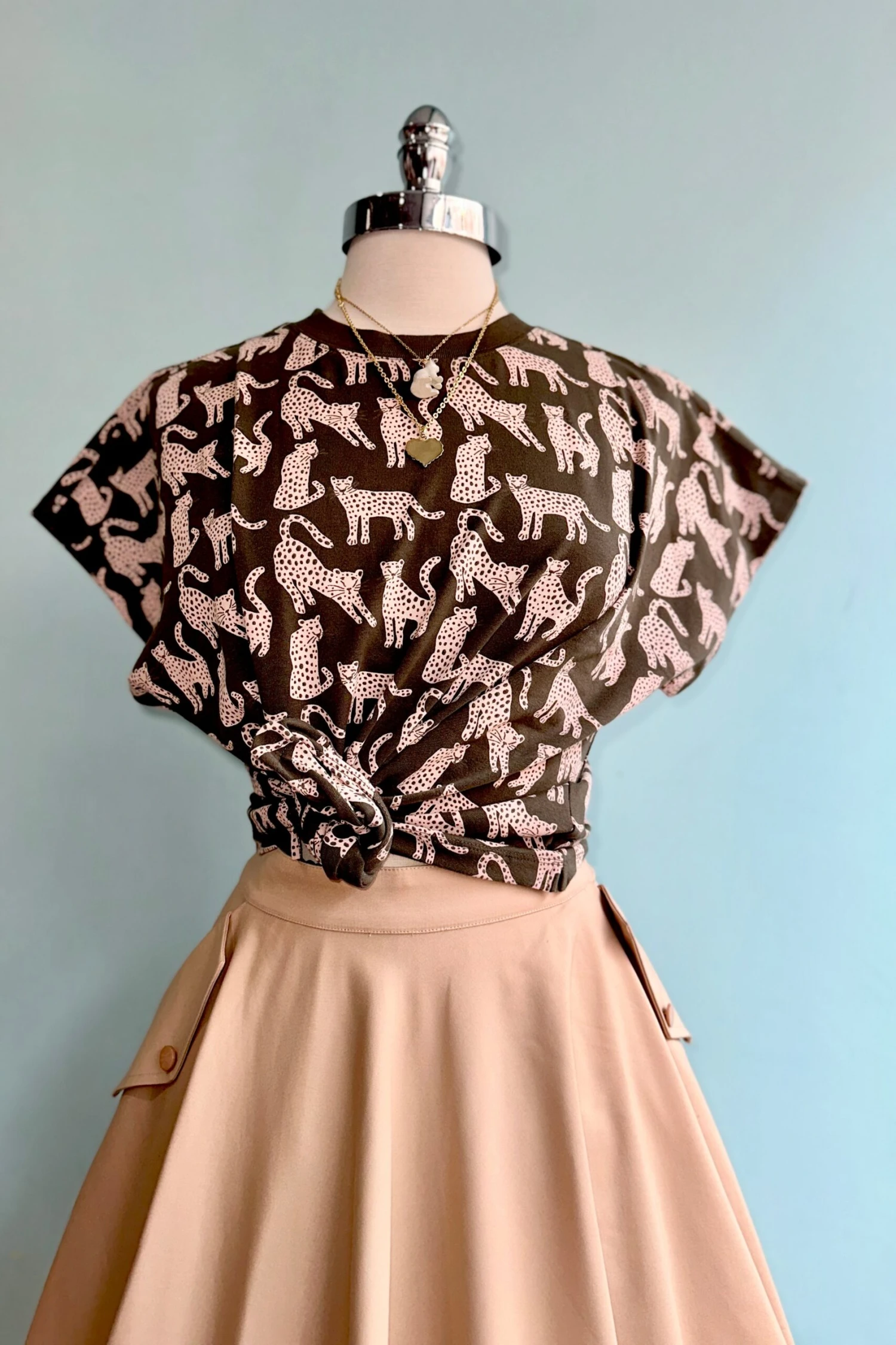 Caitlin Top in Leopard Green by Mata Traders Caitlin Top In Leopard Green By Mata Traders -MODERN MILLIE Shop FCBBB38D F3FE 4D09 9CCD 45CD3FDF225F scaled