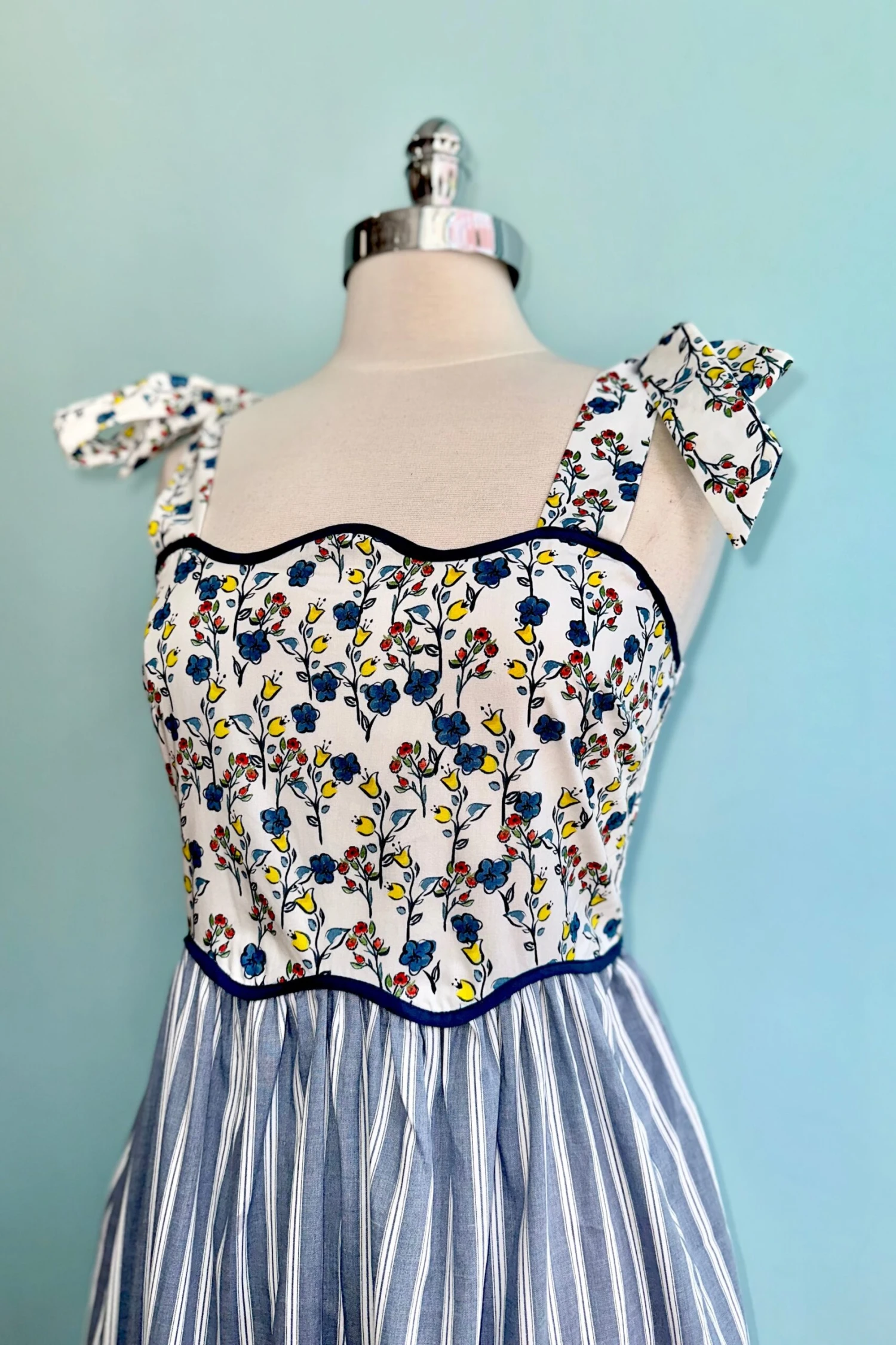 Blue Floral and Striped Print Midi Dress Blue Floral And Striped Print Midi Dress -MODERN MILLIE Shop FF4C7CC2 4C5D 4415 9724 63FCC2745490 scaled