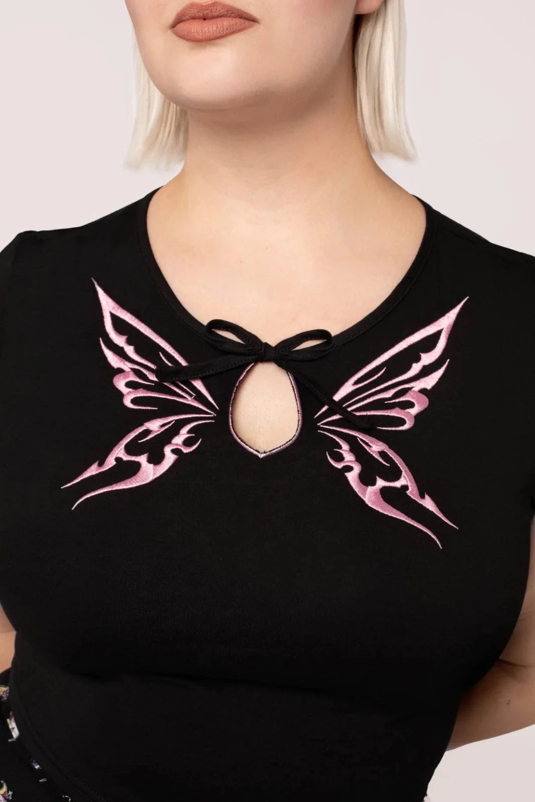 Butterfly Short Sleeve Kocho Knit Crop Top by Hell Bunny Butterfly Short Sleeve Kocho Knit Crop Top By Hell Bunny -MODERN MILLIE Shop H60348P KOCHO TOP BLK 001 Large 65642025 ad10 40d9 b874 11de6da8eed9