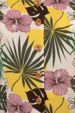 Benita Tropical Print Button Down Top By Hell Bunny 5 Benita Tropical Print Button Down Top By Hell Bunny -MODERN MILLIE Shop H60360 BENITA BLOUSE 012 Large ad17cfe5 cd60 4975 8a45 22573ba3194f