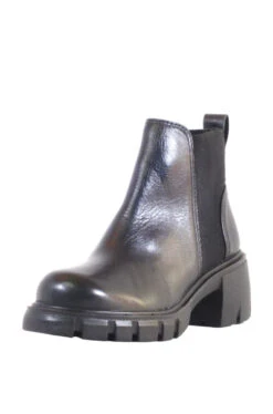 Black Brink Leather Ankle Boots By Chelsea Crew