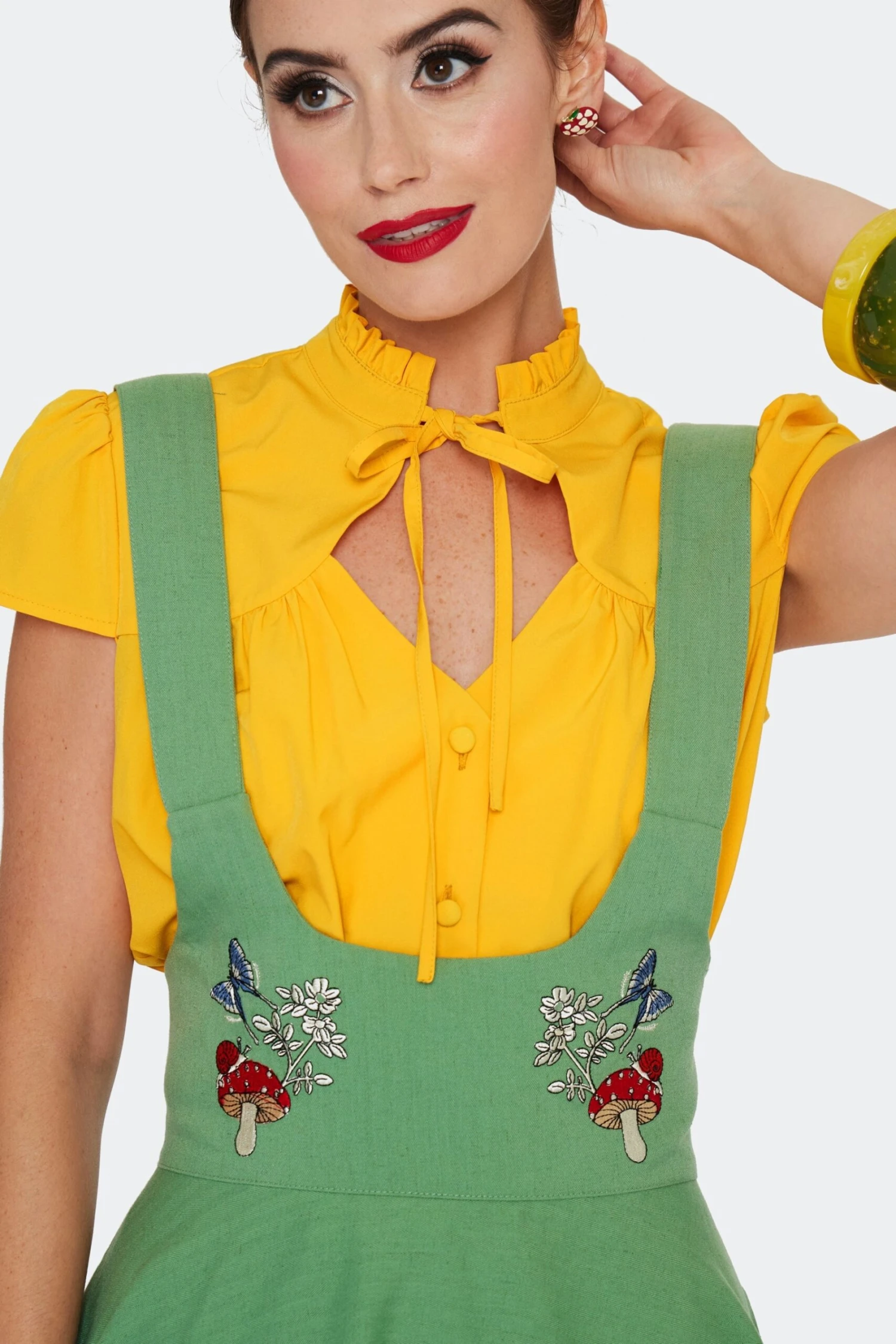 Moth and Mushroom High Waisted Pinafore Skirt by Voodoo Vixen Moth And Mushroom High Waisted Pinafore Skirt By Voodoo Vixen -MODERN MILLIE Shop SKA4087 GRN 03 scaled