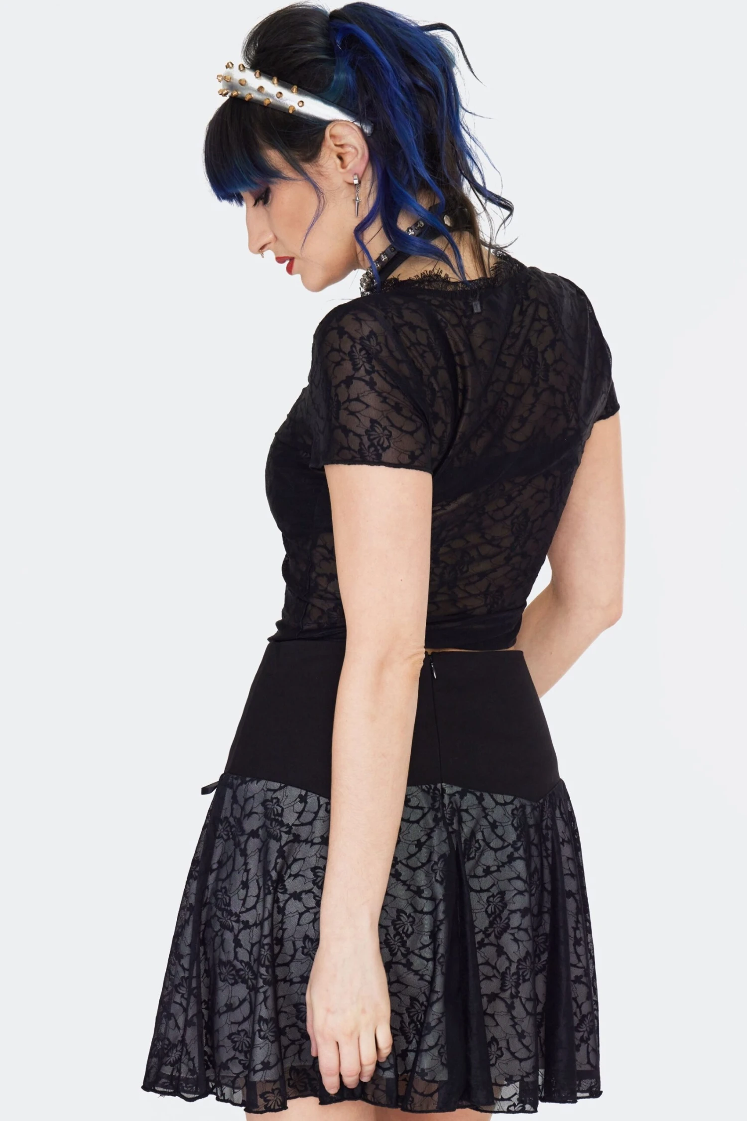 Black Short Sleeve Fitted Lace Floral Top by Jawbreaker Black Short Sleeve Fitted Lace Floral Top By Jawbreaker -MODERN MILLIE Shop TPA3200 BLK 02 scaled