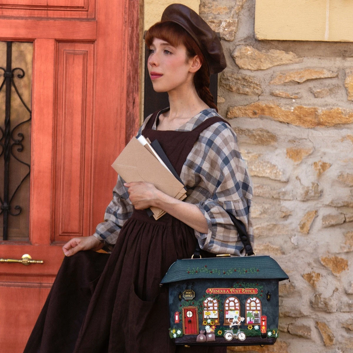 Old Post Office Grab Bag in Navy by Vendula London Old Post Office Grab Bag In Navy By Vendula London -MODERN MILLIE Shop autumnvendula 3