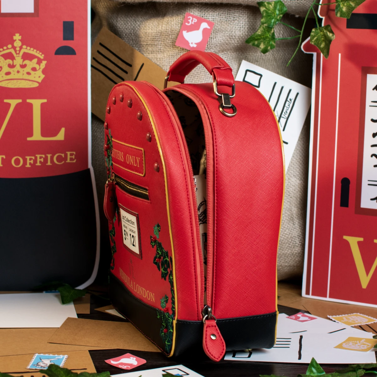 Old Post Office Post Box Bag in Red by Vendula London Old Post Office Post Box Bag In Red By Vendula London -MODERN MILLIE Shop dsc 0076
