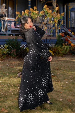 Raquel Maxi Dress With Bishop Sleeves In Stars By Wax Poetic -MODERN MILLIE Shop e890db5afbcd449adc069ff739b17d8cf3bfaf65022015824d237536d5c85b1f