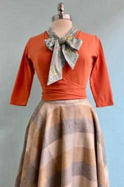 Tangerine Sweet Sweater By Heart Of Haute 4 Tangerine Sweet Sweater By Heart Of Haute -MODERN MILLIE Shop image 0e4145d3 f166 416f b0a5 31c5f8155100