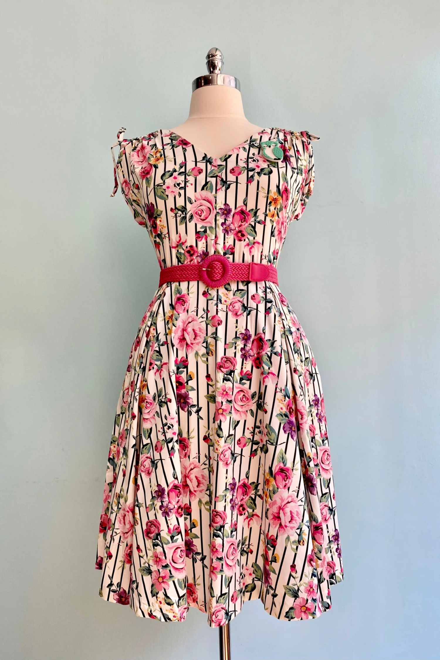 Kensington Louisa Dress by Retrospec'd Kensington Louisa Dress By Retrospec'd -MODERN MILLIE Shop image 188efe64 edb8 4019 9f91 19c16003f2dd scaled