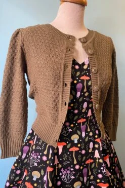 Olive Puff Sleeve Cropped Cardigan 7 Olive Puff Sleeve Cropped Cardigan -MODERN MILLIE Shop image 34f42be0 5139 4144 bdcd 26c23018513f