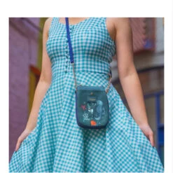 Seashell Motif Easy Going Phone Pouch Bag By Vendula London -MODERN MILLIE Shop image 37a9a10f 5b09 4a98 b69c df2b1014455c