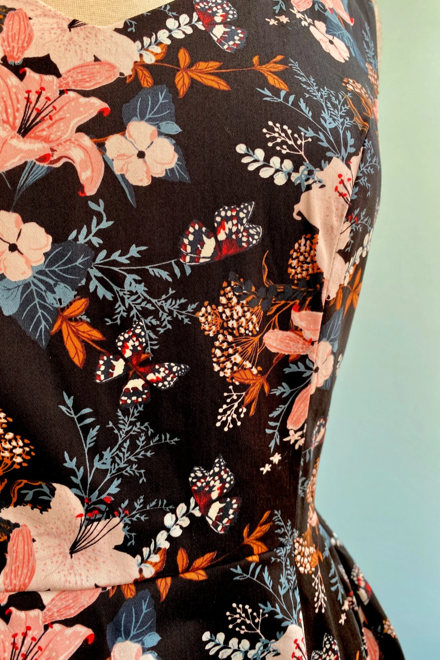 Butterfly and Lily V-Neck Dress by Eva Rose Butterfly And Lily V-Neck Dress By Eva Rose -MODERN MILLIE Shop image 52d7010f 4c83 49ff b7eb 37a1f9e31978 scaled