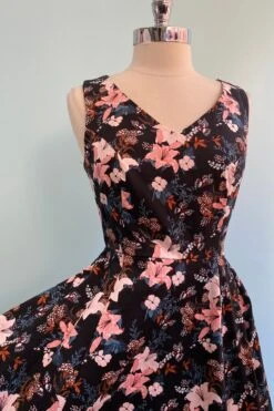 Butterfly And Lily V-Neck Dress By Eva Rose 6 Butterfly And Lily V-Neck Dress By Eva Rose -MODERN MILLIE Shop image 736ae71a 2266 4e0e 89a3 9feb9a408530